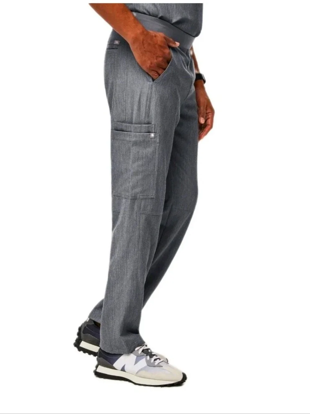 FIGS Men's Axim Graphite Gray Cargo Scrub Pants Size Medium